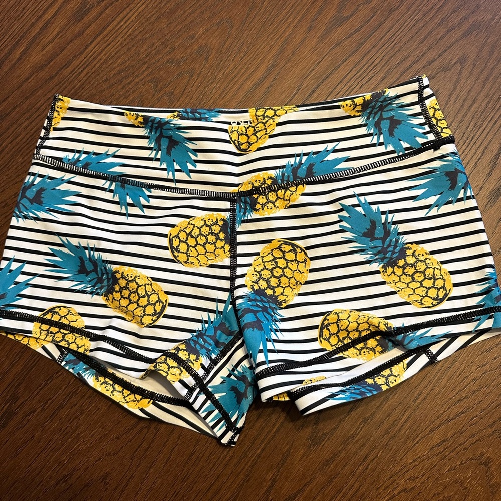KFT Brand Keep Moving Lined Shorts - Pineapple Party